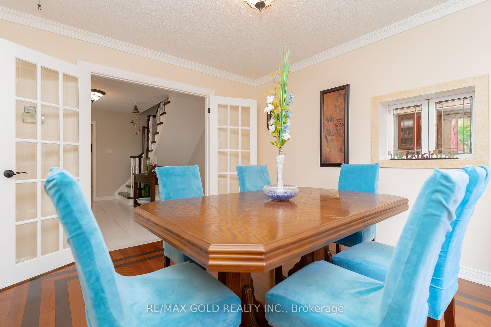 Photo 13 of 7 Wadsworth Circle, Brampton, Snelgrove — HOMEH