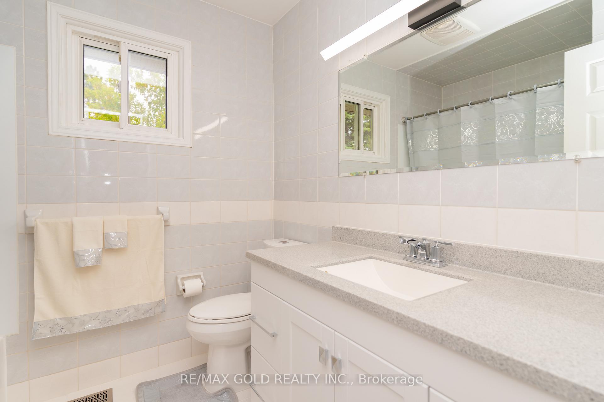 Photo 23 of 7 Wadsworth Circle, Brampton, Snelgrove — HOMEH