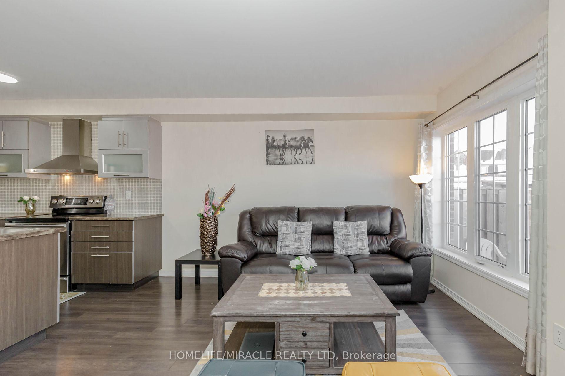 Photo 27 of 138 Baffin Crescent, Brampton, Northwest Brampton — HOMEH