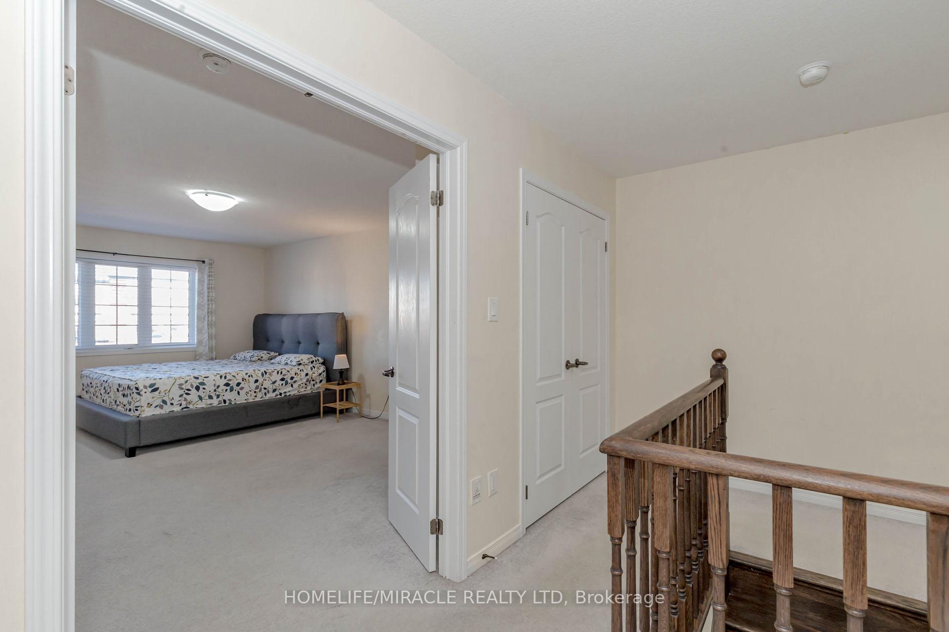 Photo 33 of 138 Baffin Crescent, Brampton, Northwest Brampton — HOMEH