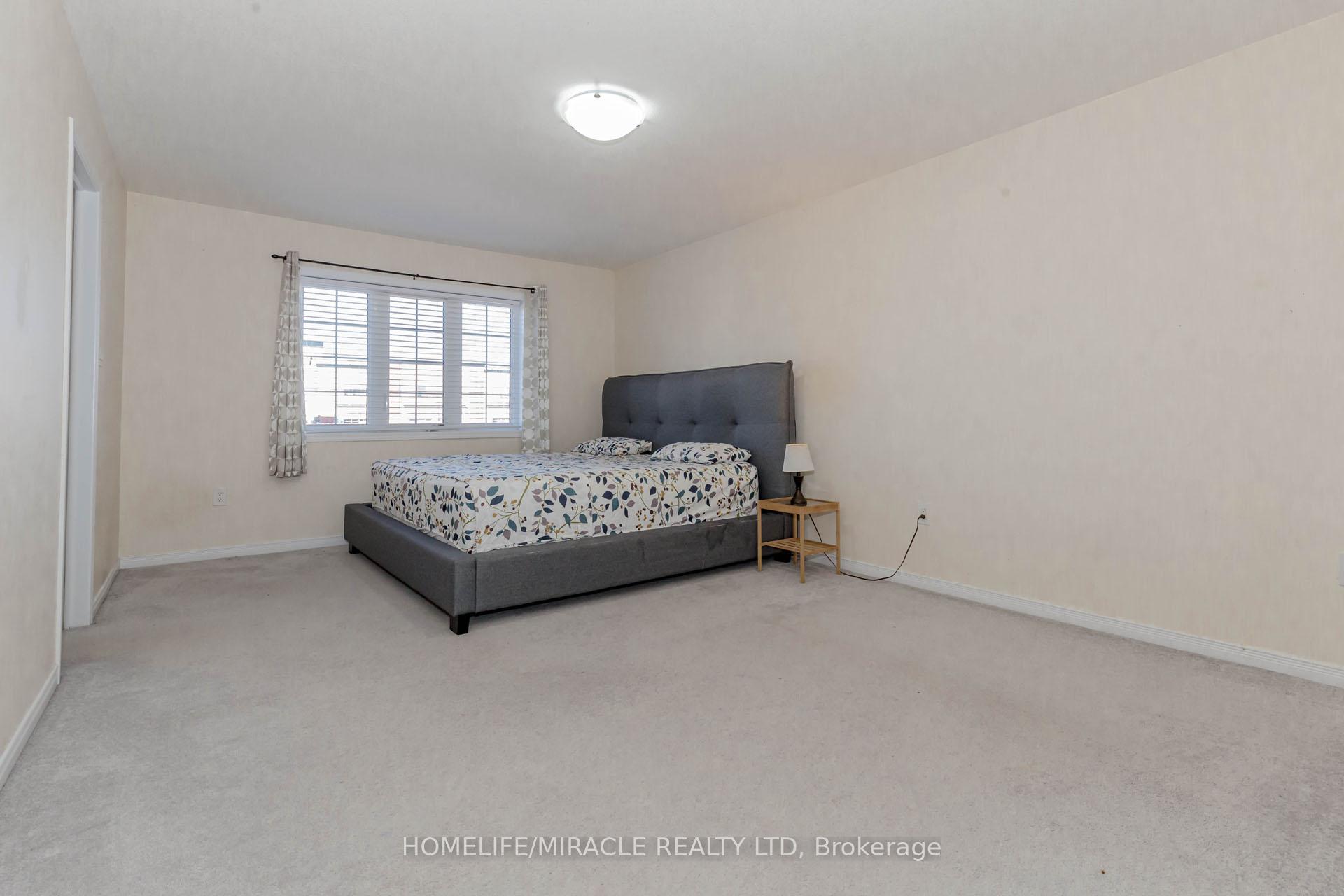 Photo 26 of 138 Baffin Crescent, Brampton, Northwest Brampton — HOMEH