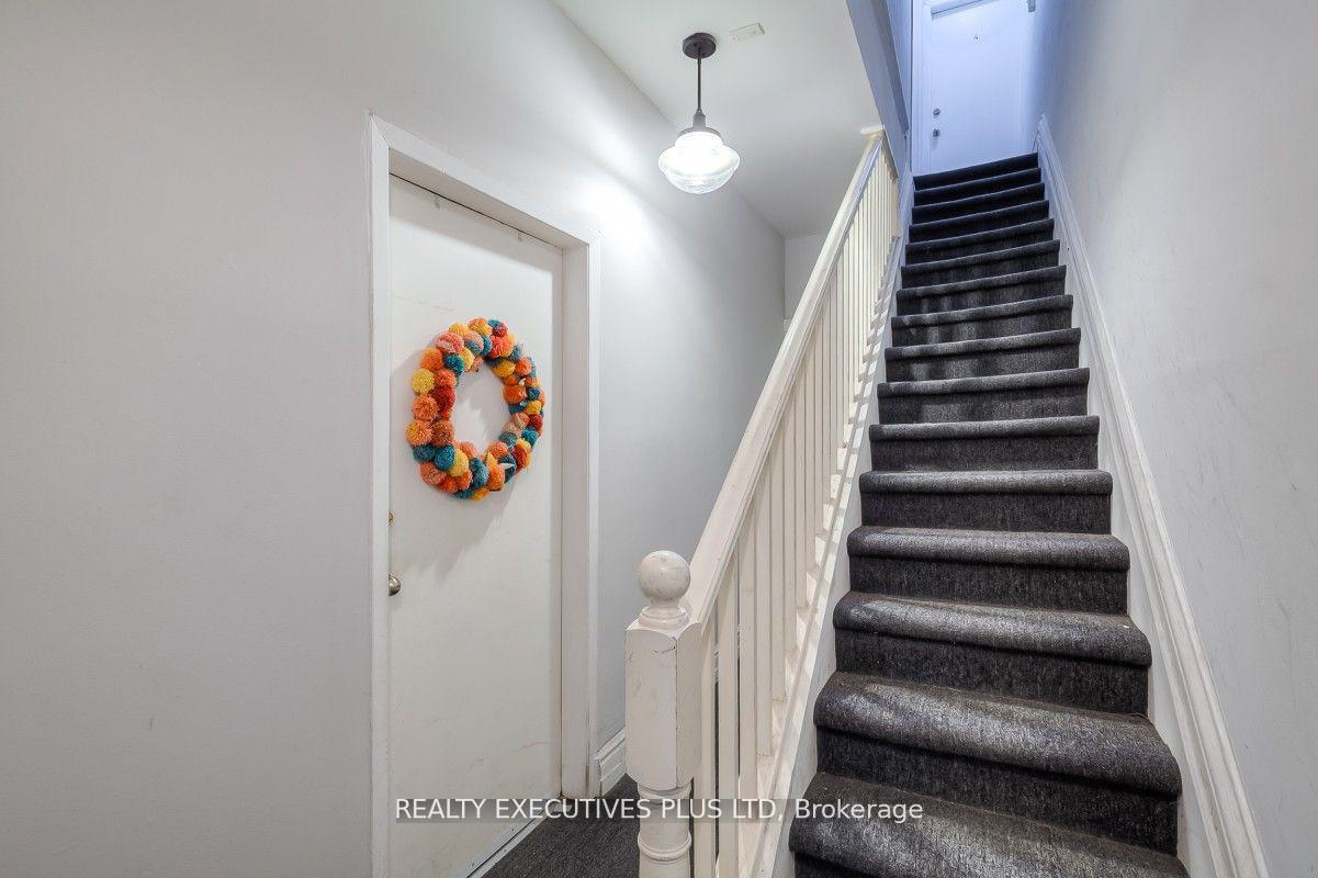 Photo 3 of 54 Metcalfe Street, Toronto, Cabbagetown-South St. James Town — HOMEH