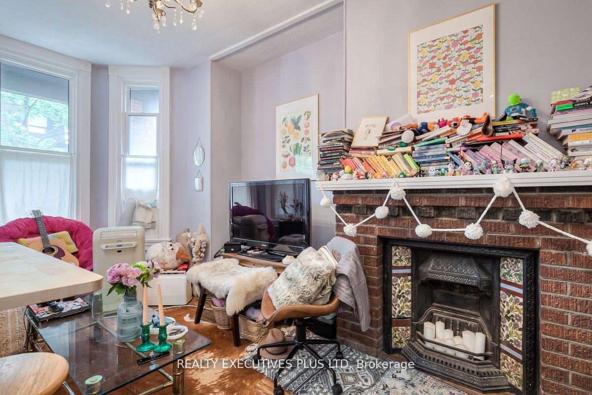 Photo 7 of 54 Metcalfe Street, Toronto, Cabbagetown-South St. James Town — HOMEH