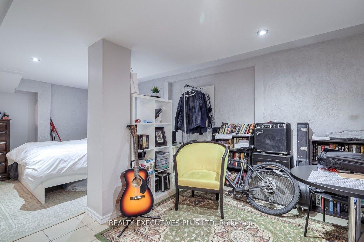 Photo 33 of 54 Metcalfe Street, Toronto, Cabbagetown-South St. James Town — HOMEH