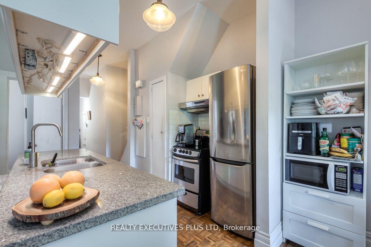 Photo 13 of 54 Metcalfe Street, Toronto, Cabbagetown-South St. James Town — HOMEH