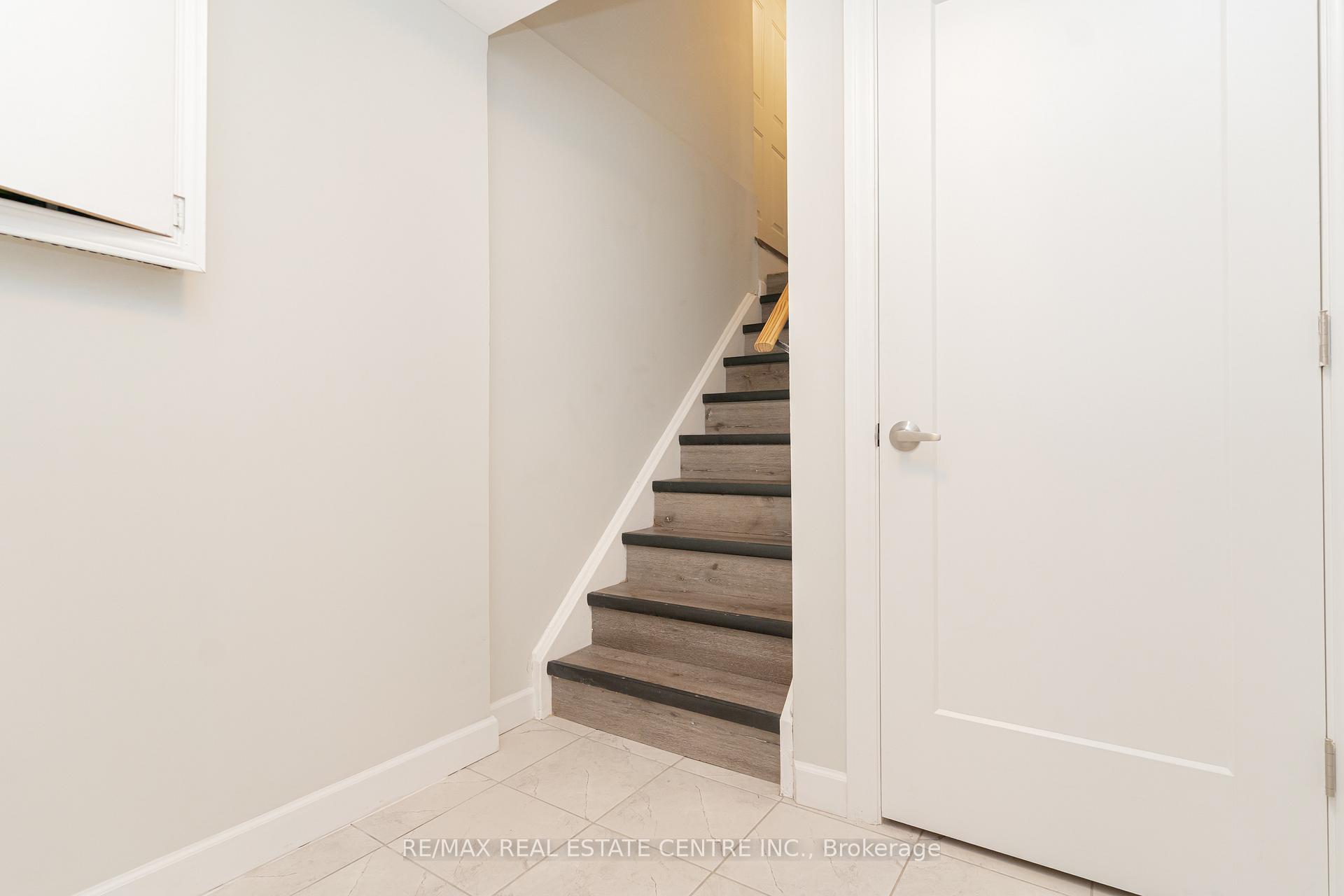 Photo 33 of 3 Candy Crescent, Brampton, Northwood Park — HOMEH