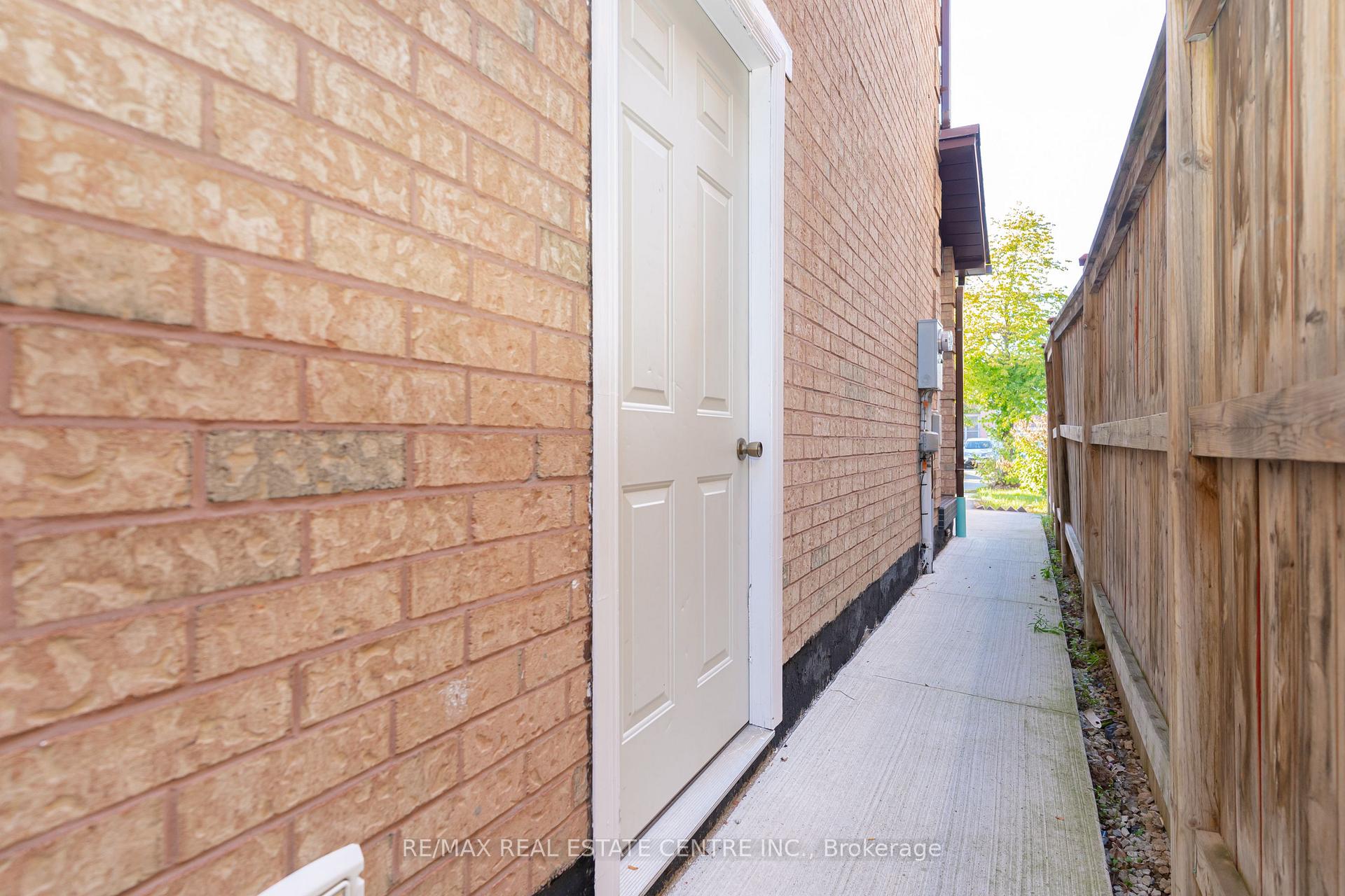 Photo 27 of 3 Candy Crescent, Brampton, Northwood Park — HOMEH