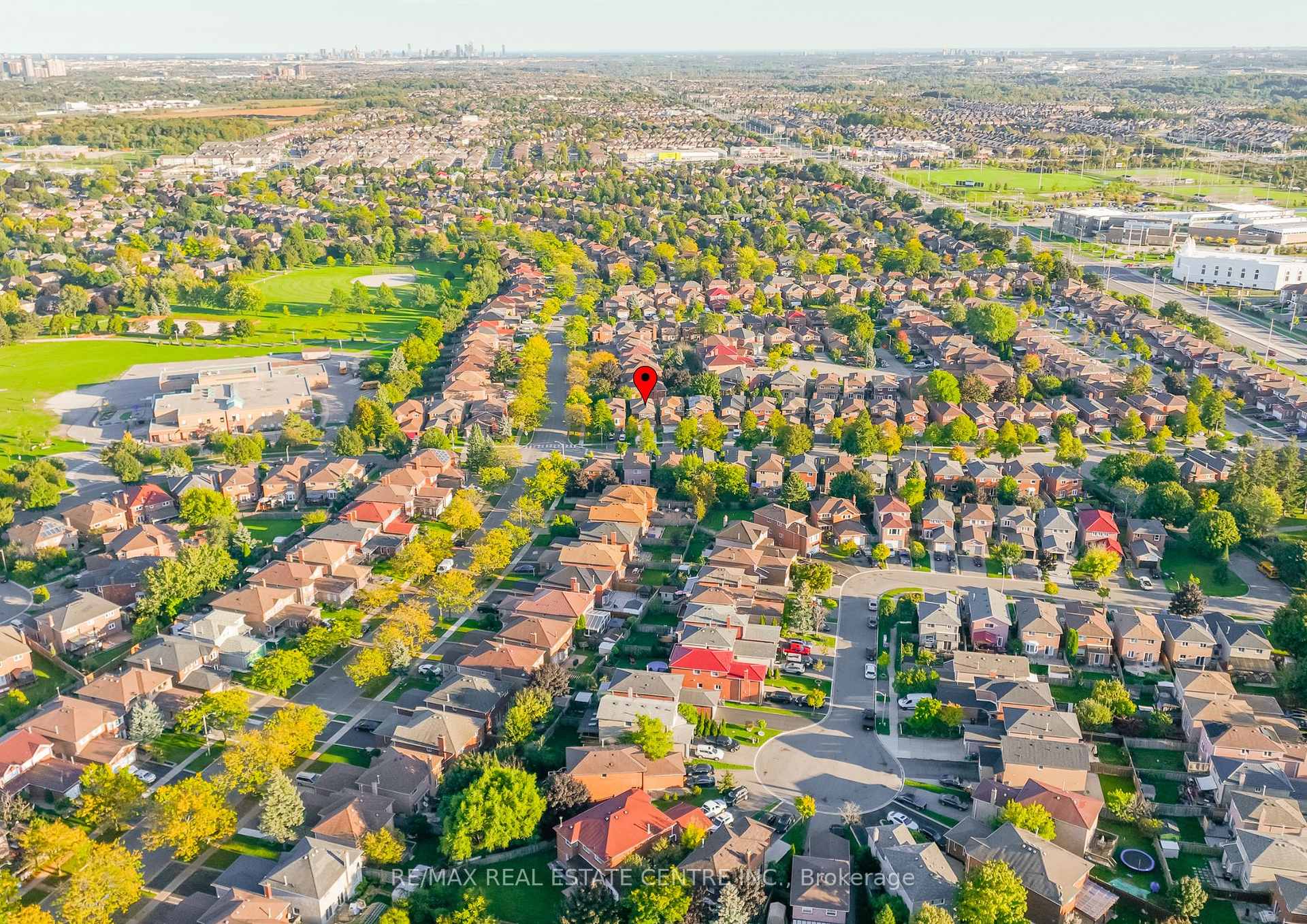Photo 30 of 3 Candy Crescent, Brampton, Northwood Park — HOMEH