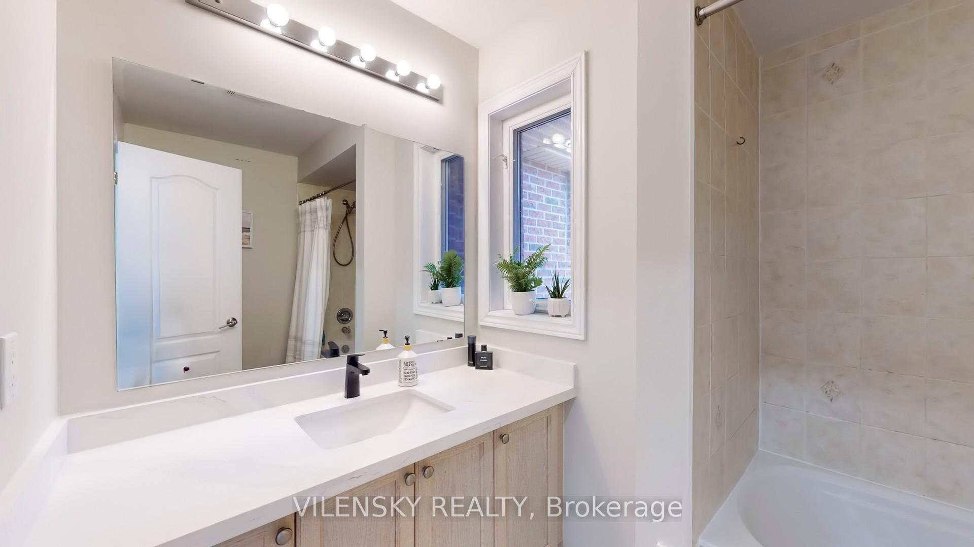 Photo 20 of 29 Zola Gate, Vaughan, Patterson — HOMEH