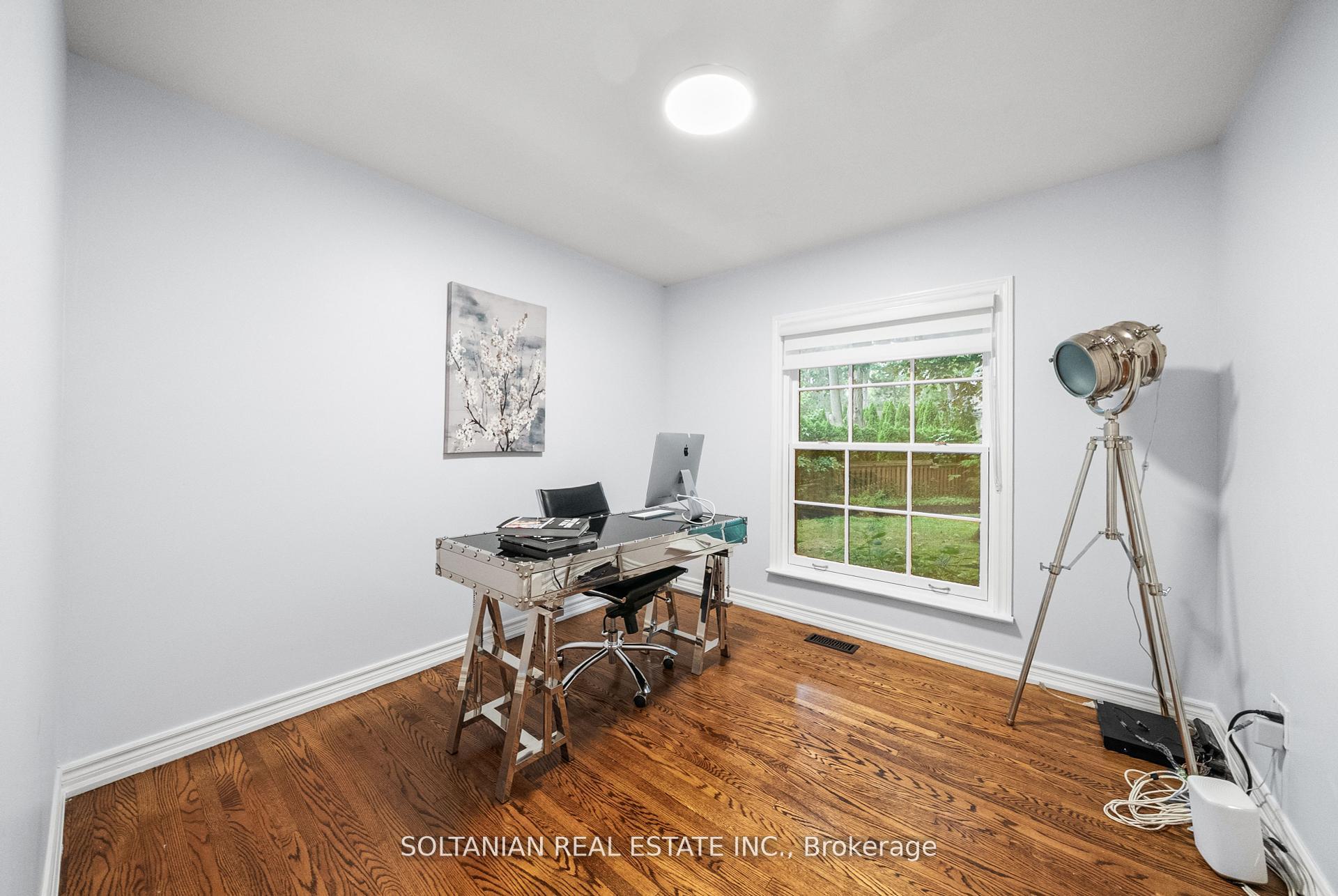 Photo 31 of 24 Laureleaf Road, Markham, Bayview Glen — HOMEH