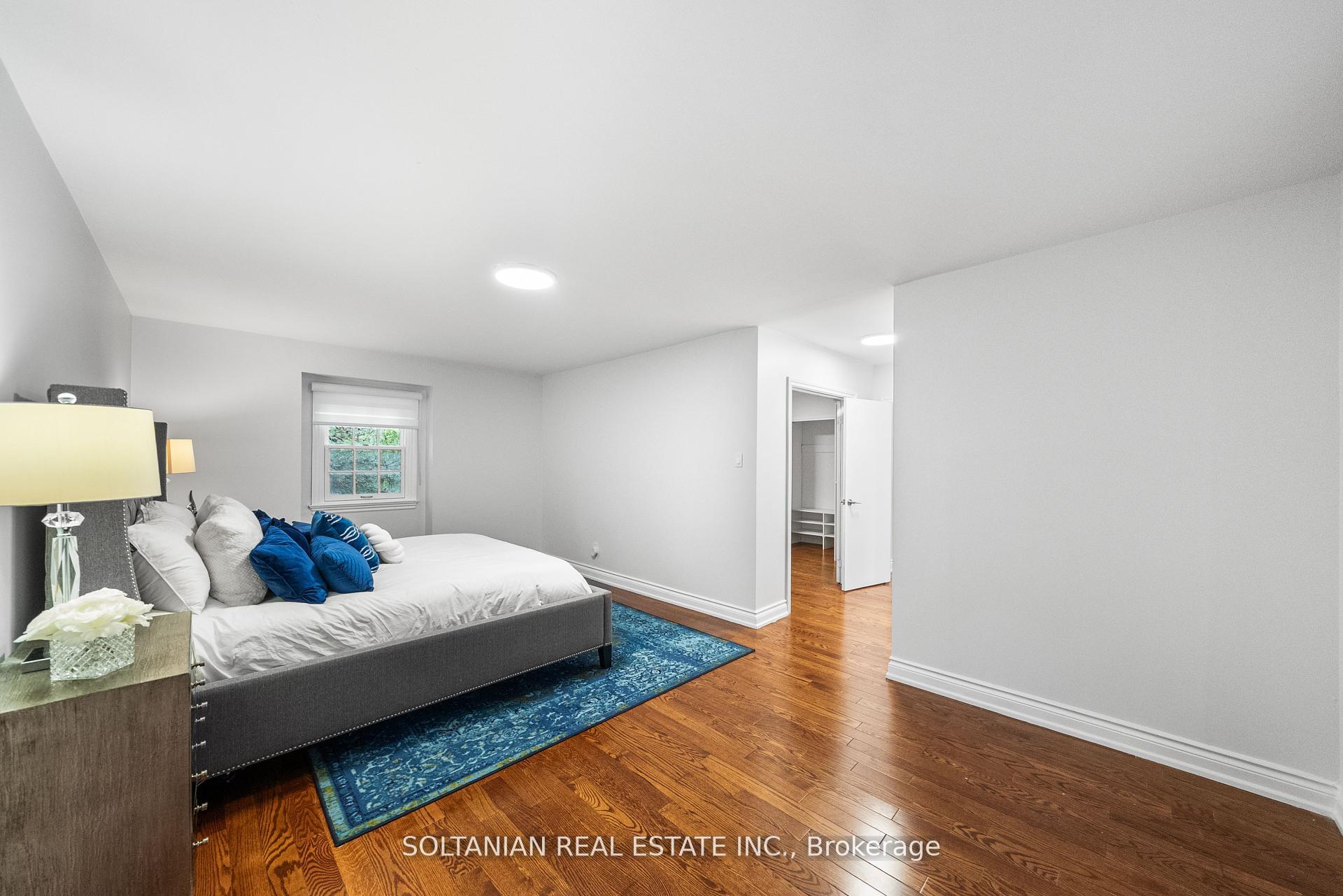 Photo 27 of 24 Laureleaf Road, Markham, Bayview Glen — HOMEH