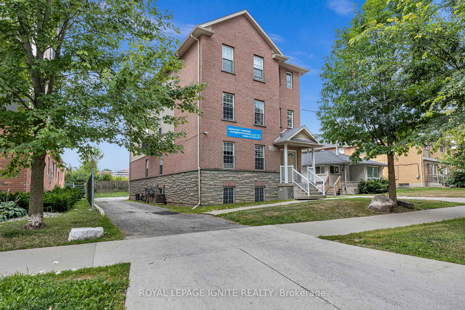 Photo 2 of 327 Spruce Street, Waterloo — HOMEH