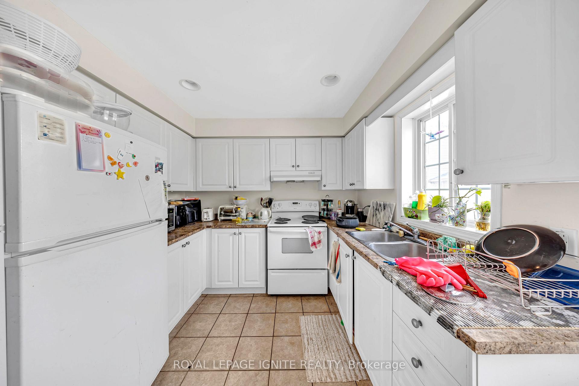Photo 4 of 327 Spruce Street, Waterloo — HOMEH