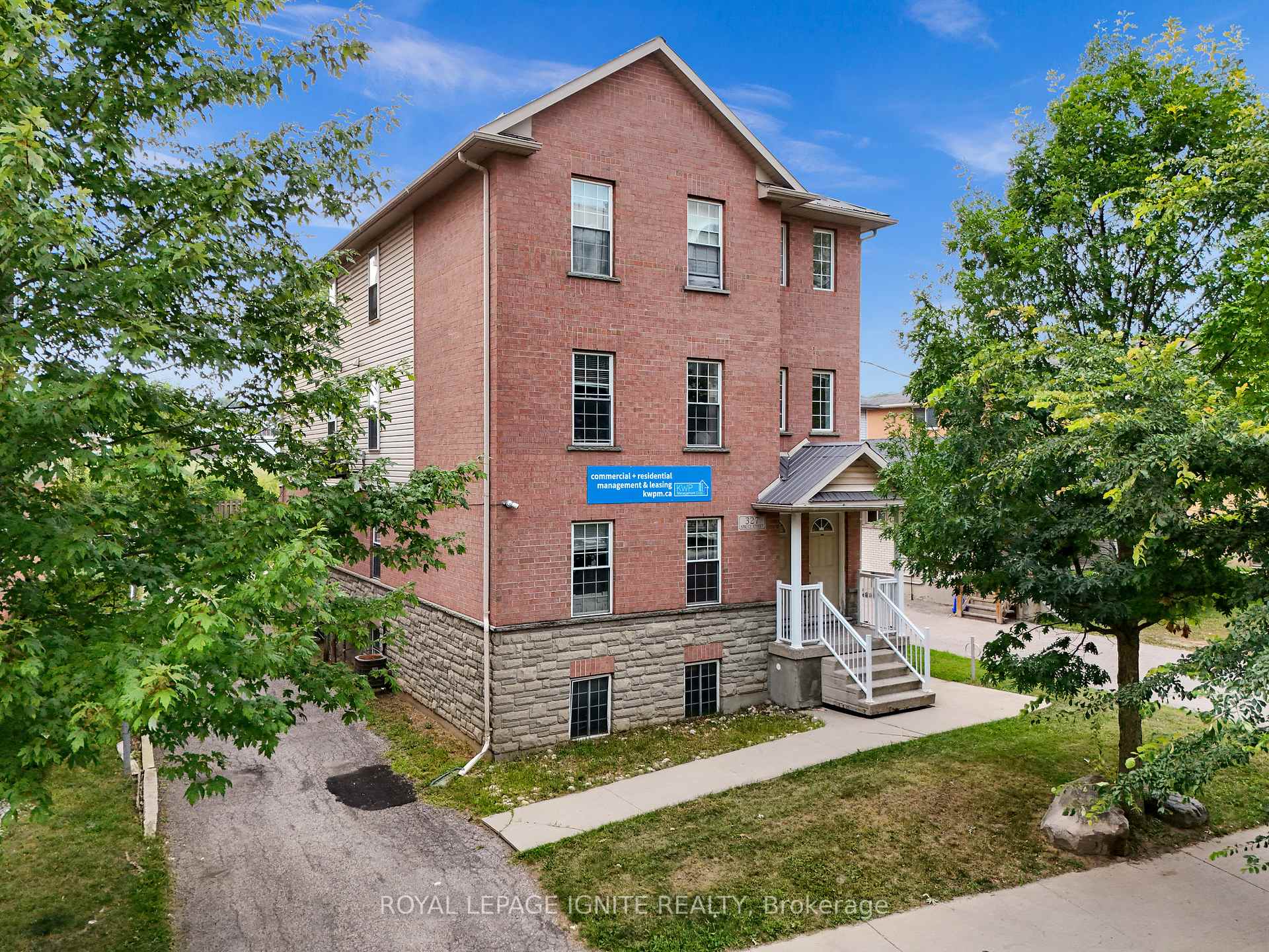 Photo 28 of 327 Spruce Street, Waterloo — HOMEH