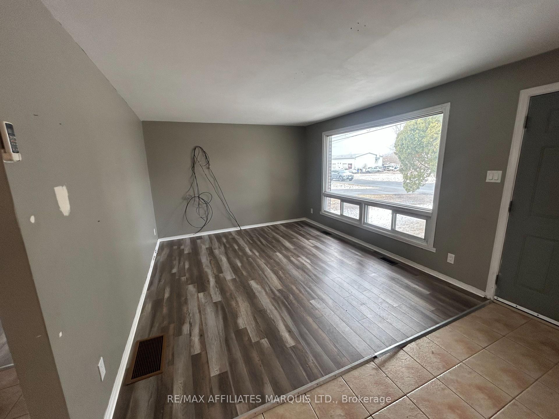 Photo 3 of 316 Balmoral Avenue, Cornwall — HOMEH
