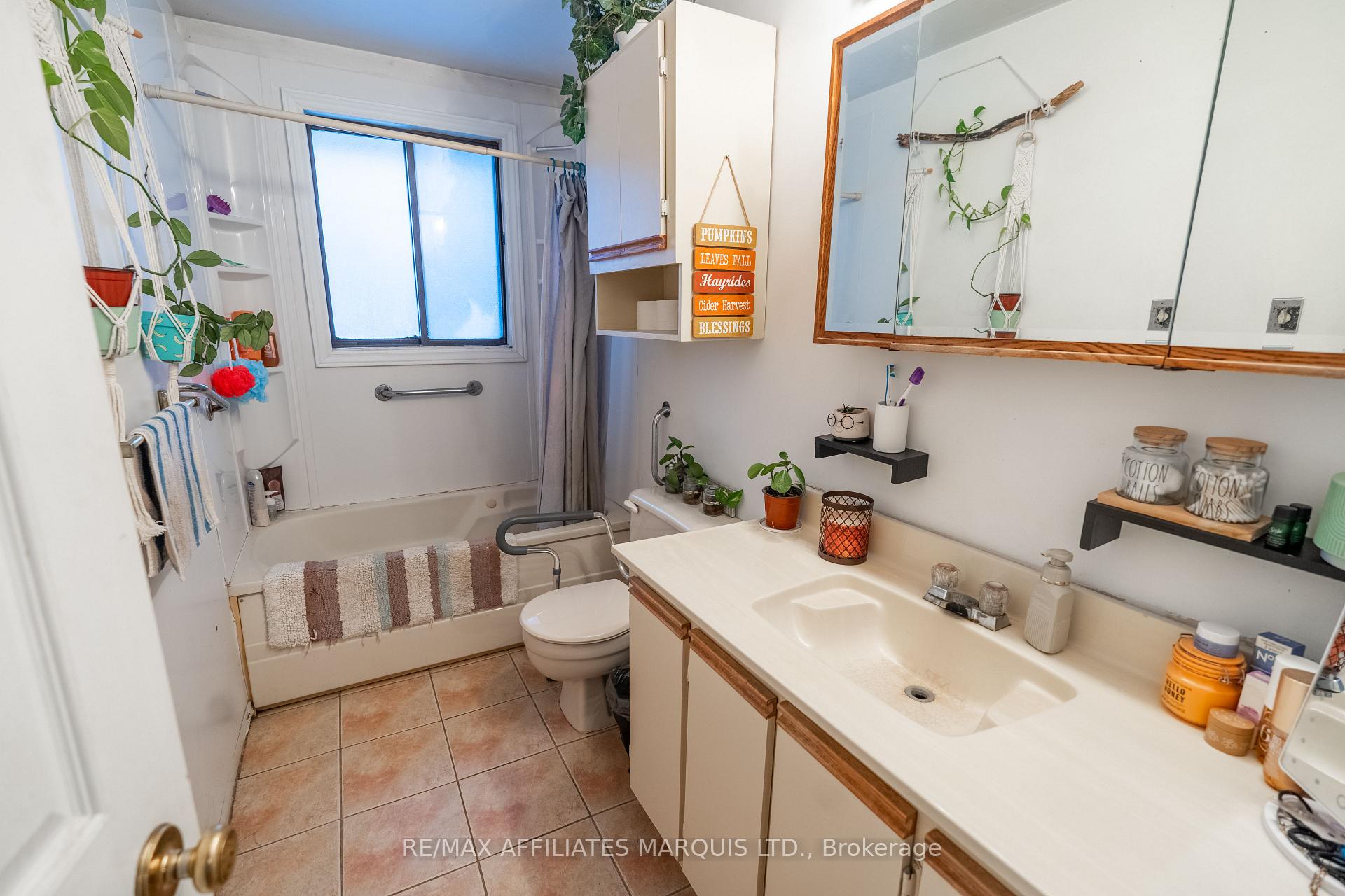 Photo 5 of 316 Balmoral Avenue, Cornwall — HOMEH