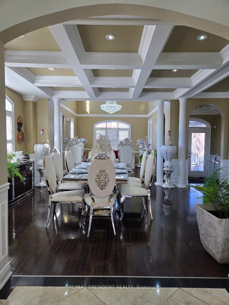 Photo 6 of 2 Vissini Way, Brampton, Brampton East — HOMEH