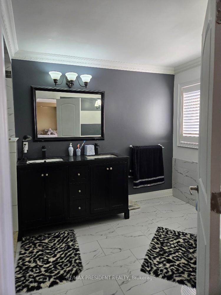 Photo 35 of 2 Vissini Way, Brampton, Brampton East — HOMEH