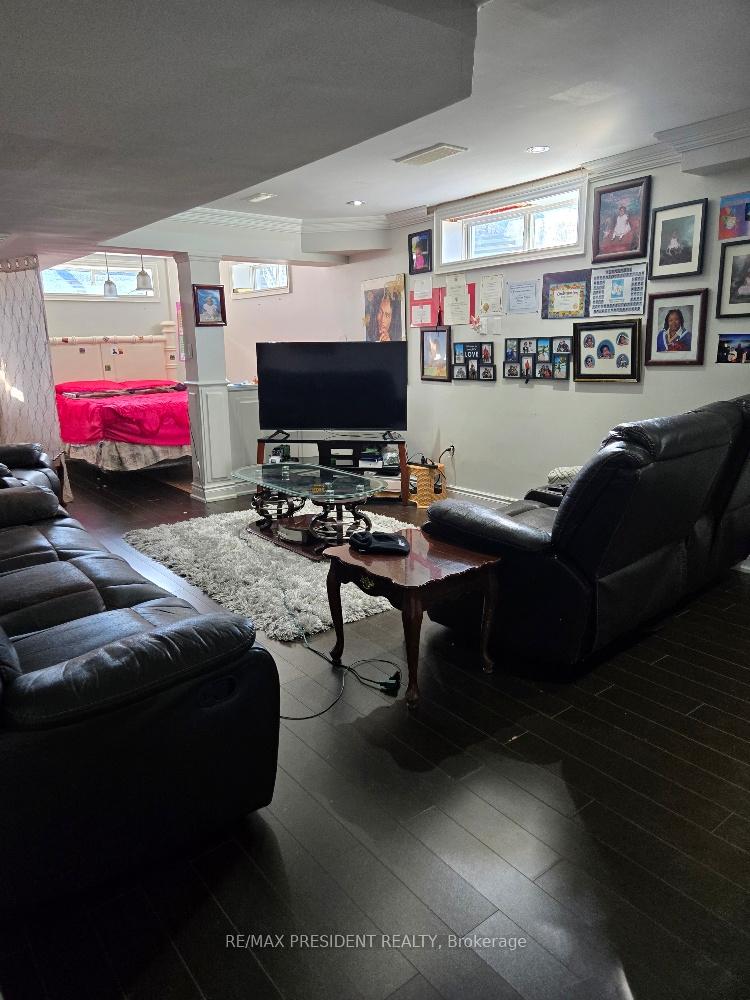 Photo 40 of 2 Vissini Way, Brampton, Brampton East — HOMEH