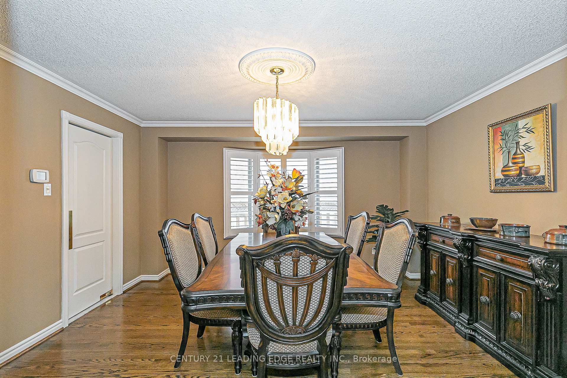 Photo 2 of 45 John Button Boulevard, Markham, Buttonville — HOMEH