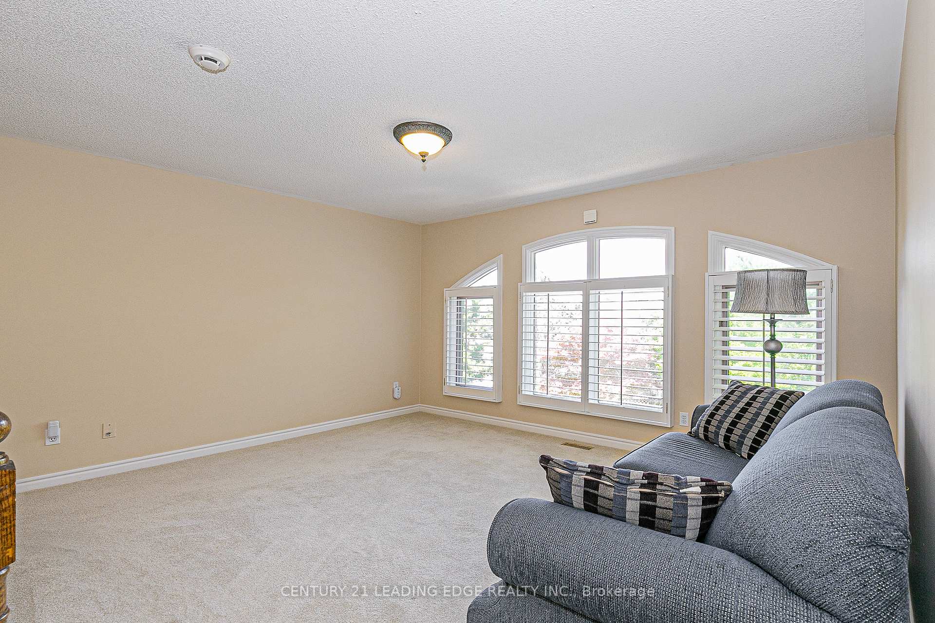 Photo 7 of 45 John Button Boulevard, Markham, Buttonville — HOMEH