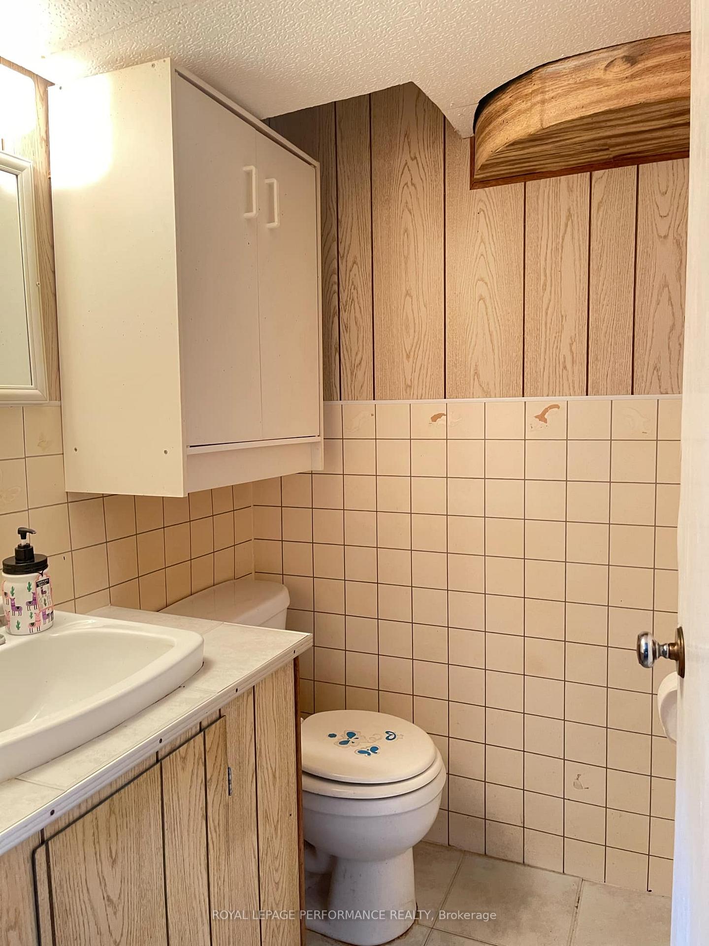 Photo 14 of 635 Hamilton Crescent E, Cornwall — HOMEH