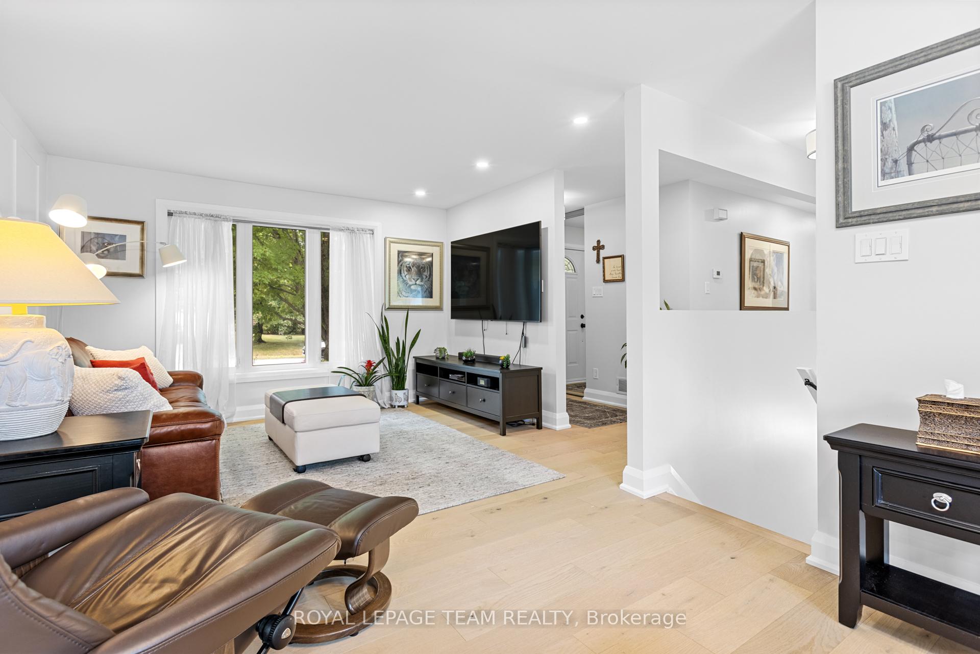 Photo 32 of 2248 Wallingford Way, Ottawa, North Gower — HOMEH