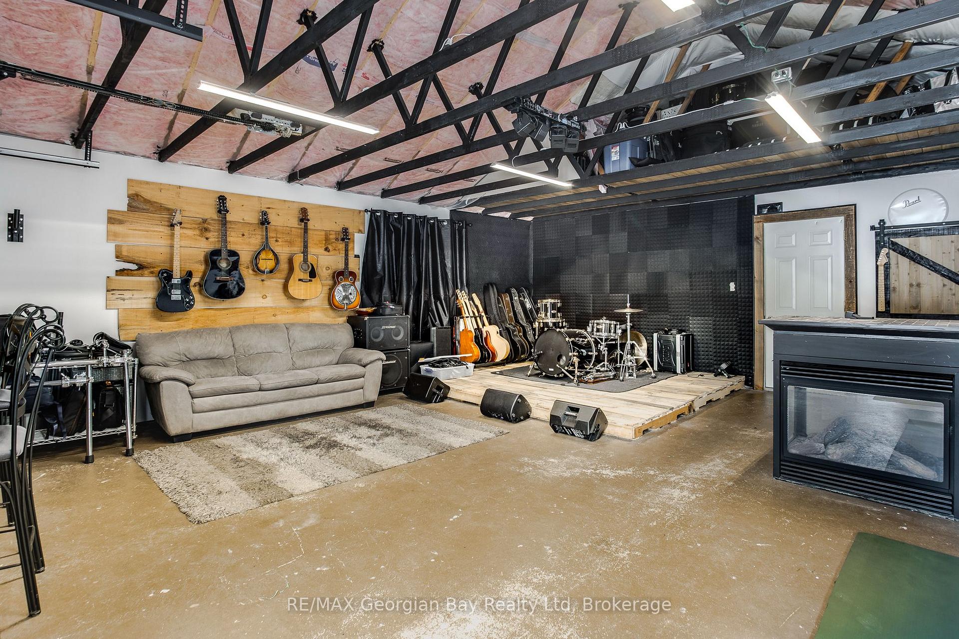 Photo 31 of 51 Vents Beach Road, Tay, Victoria Harbour — HOMEH