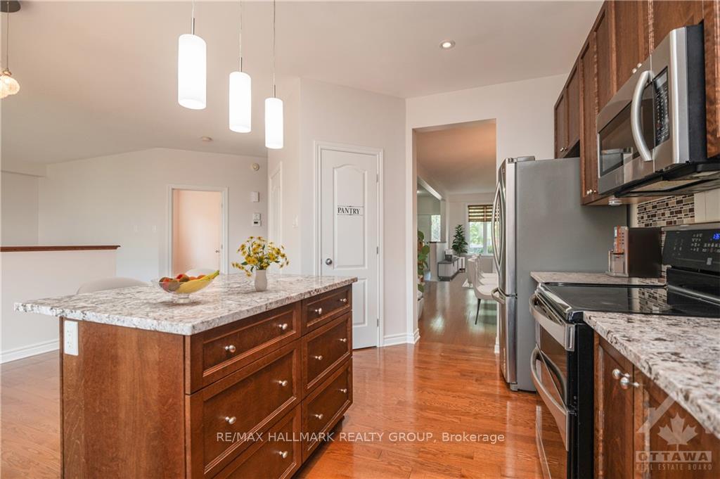 Photo 9 of 107 Mangrove Crescent, Ottawa, Blossom Park/Kemp Park/Findlay Creek — HOMEH