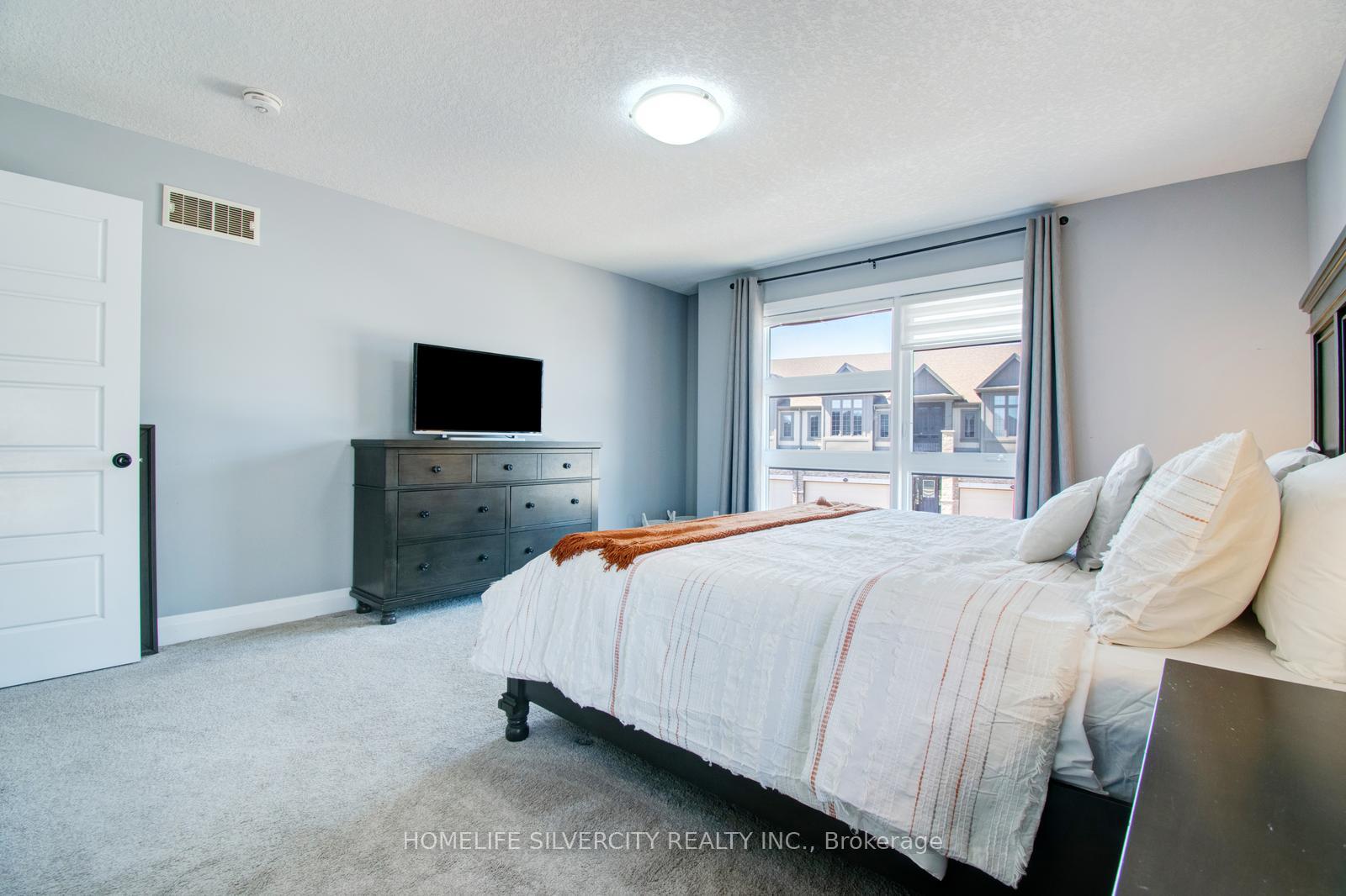 Photo 14 of 556 Mayapple Street, Waterloo — HOMEH