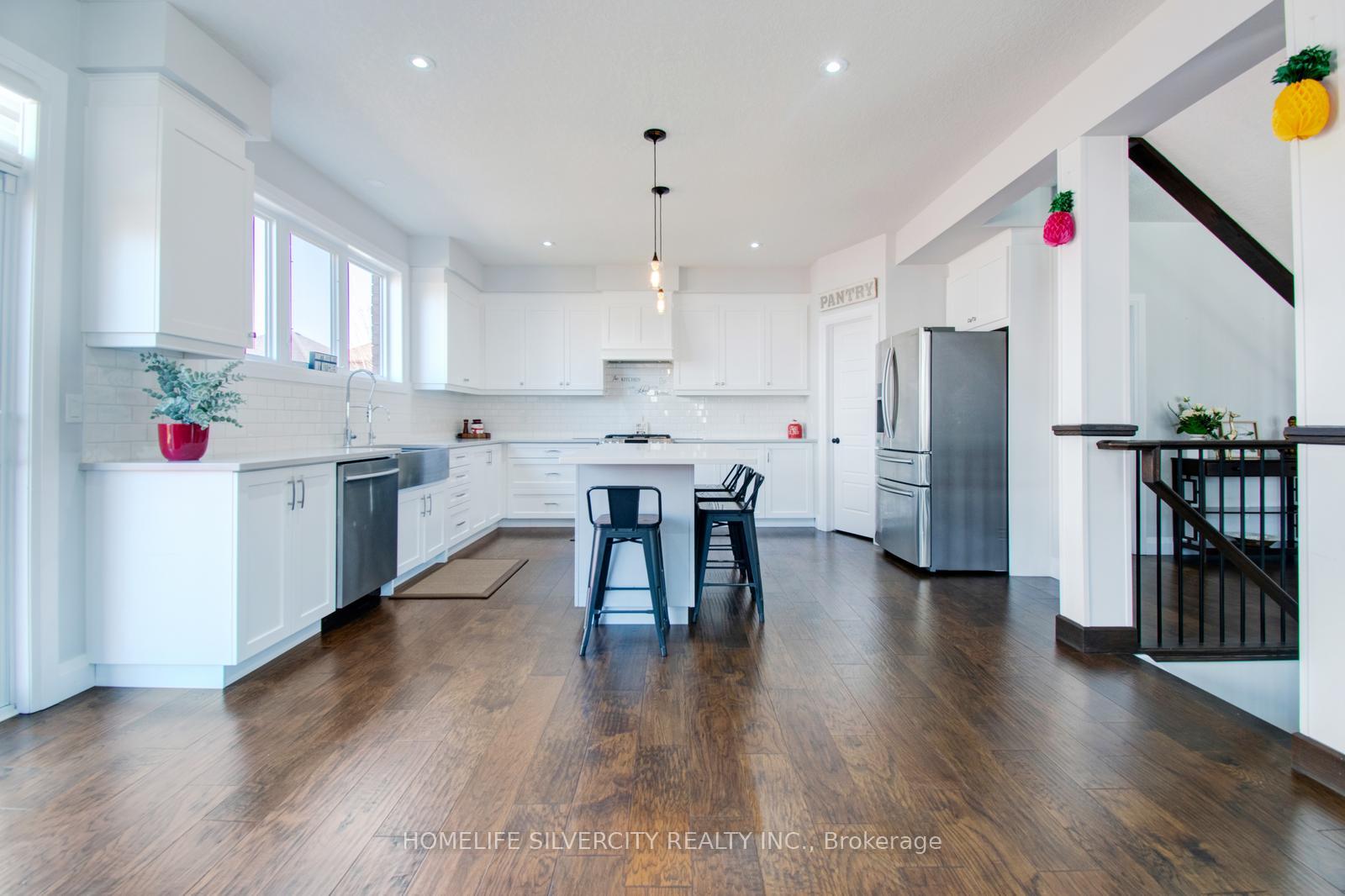 Photo 19 of 556 Mayapple Street, Waterloo — HOMEH