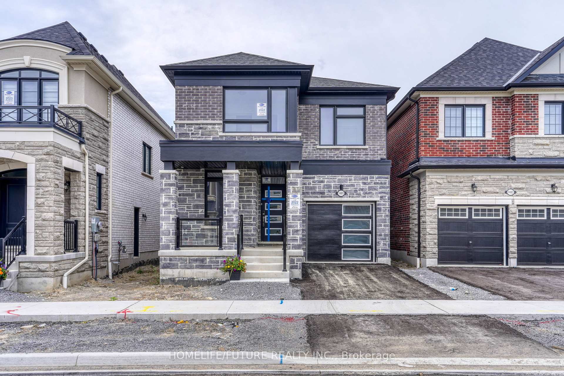 Photo 1 of 1481 Mockingbird Square, Pickering, Rural Pickering — HOMEH