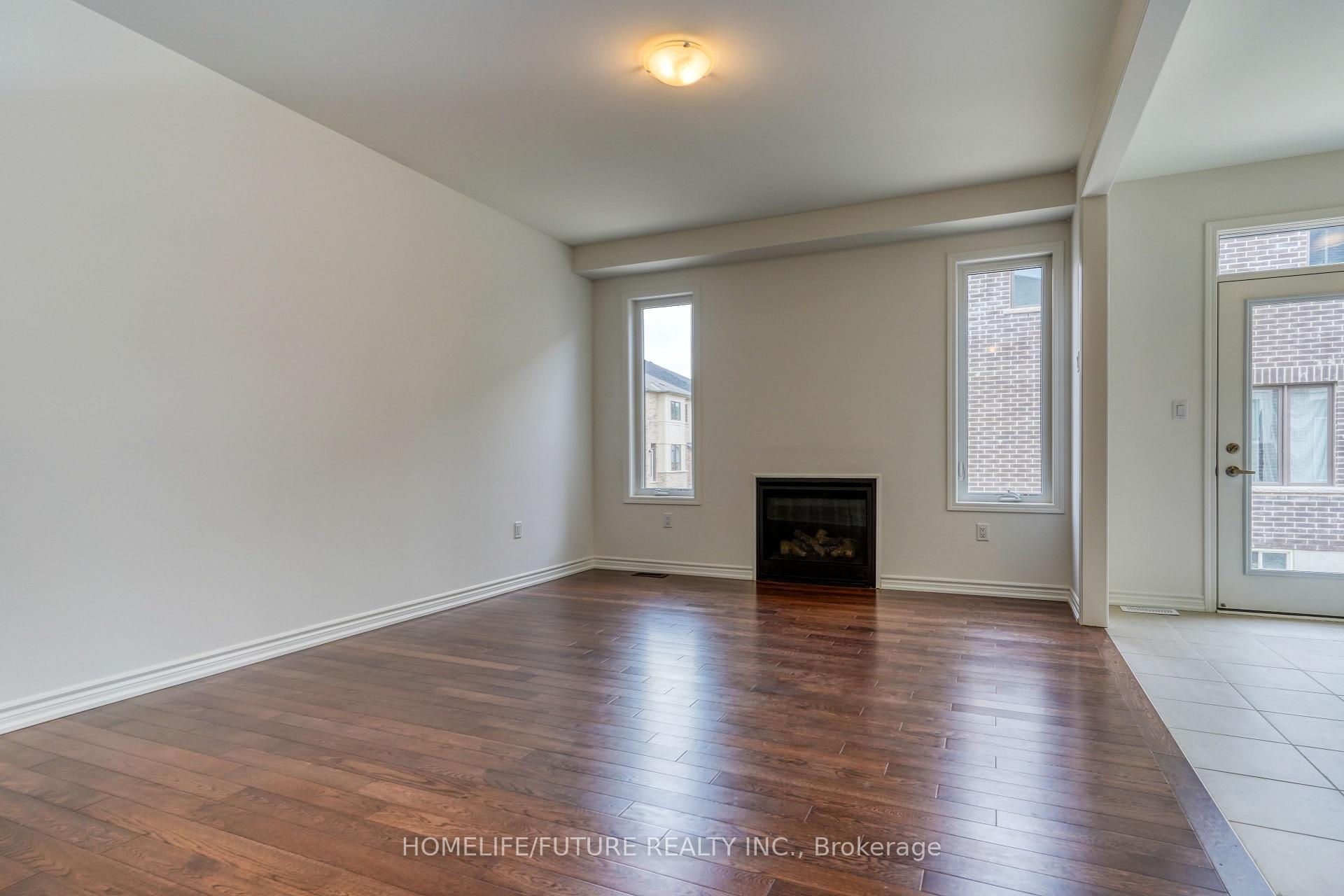 Photo 10 of 1481 Mockingbird Square, Pickering, Rural Pickering — HOMEH