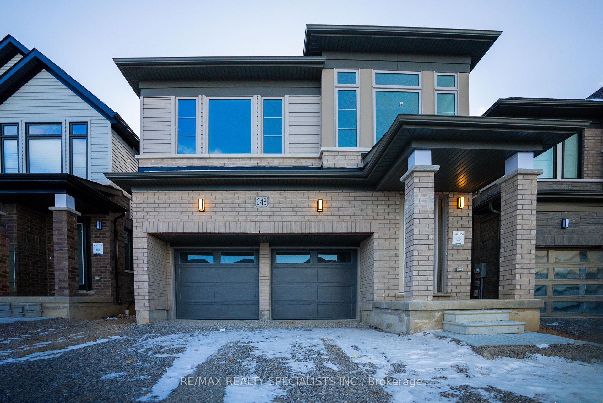 Front of 643 Windwood Road