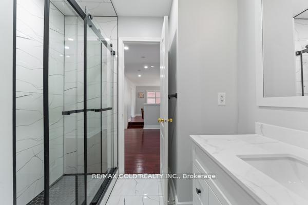Photo 27 of 16 Upshall Drive, Brampton, Vales of Castlemore — HOMEH
