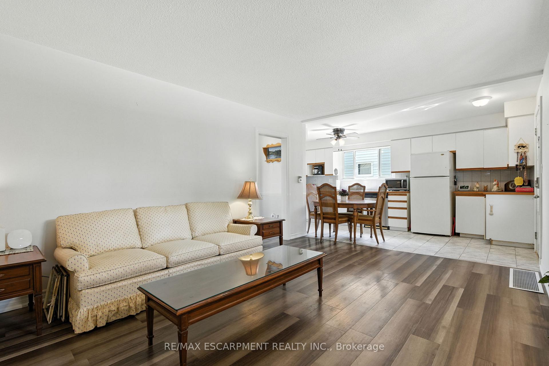 Photo 14 of 172 Adair Avenue N, Hamilton, McQuesten — HOMEH
