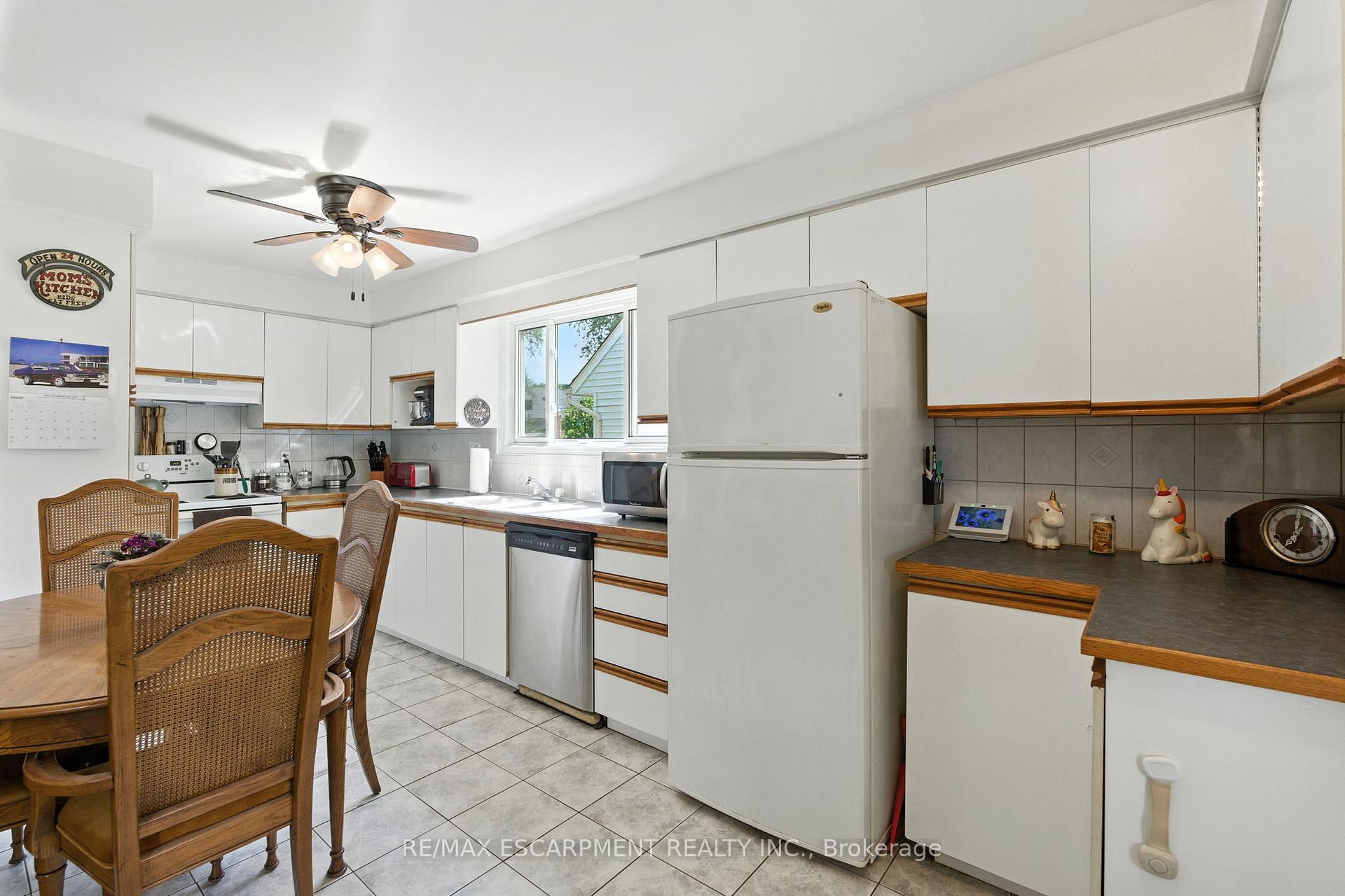Photo 45 of 172 Adair Avenue N, Hamilton, McQuesten — HOMEH