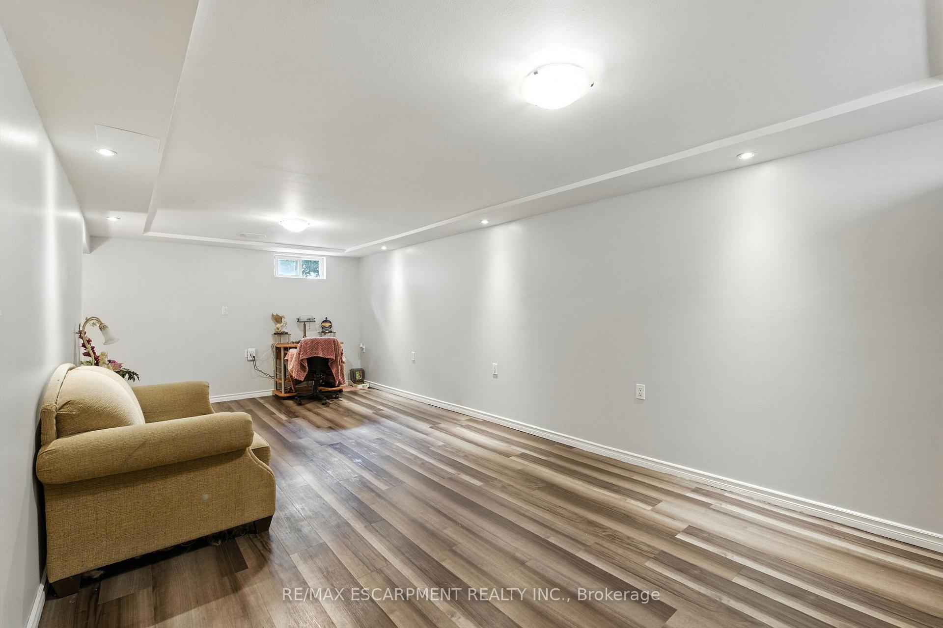 Photo 24 of 172 Adair Avenue N, Hamilton, McQuesten — HOMEH