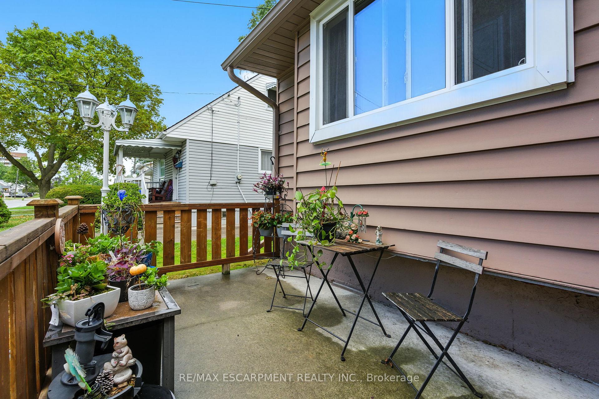 Photo 44 of 172 Adair Avenue N, Hamilton, McQuesten — HOMEH