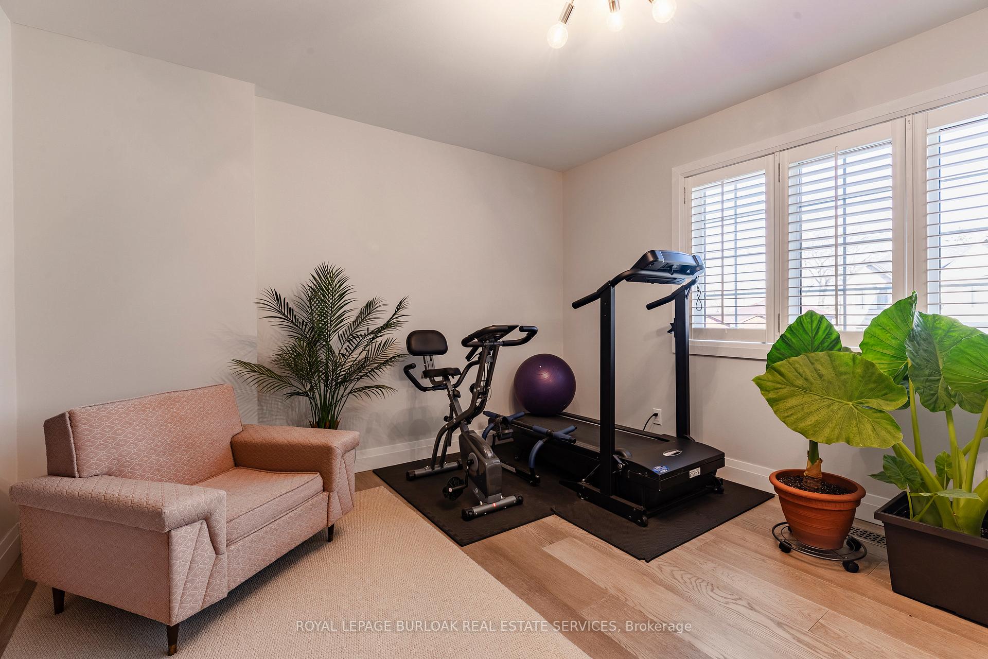 Photo 7 of 1486 Myron Drive, Mississauga, Lakeview — HOMEH
