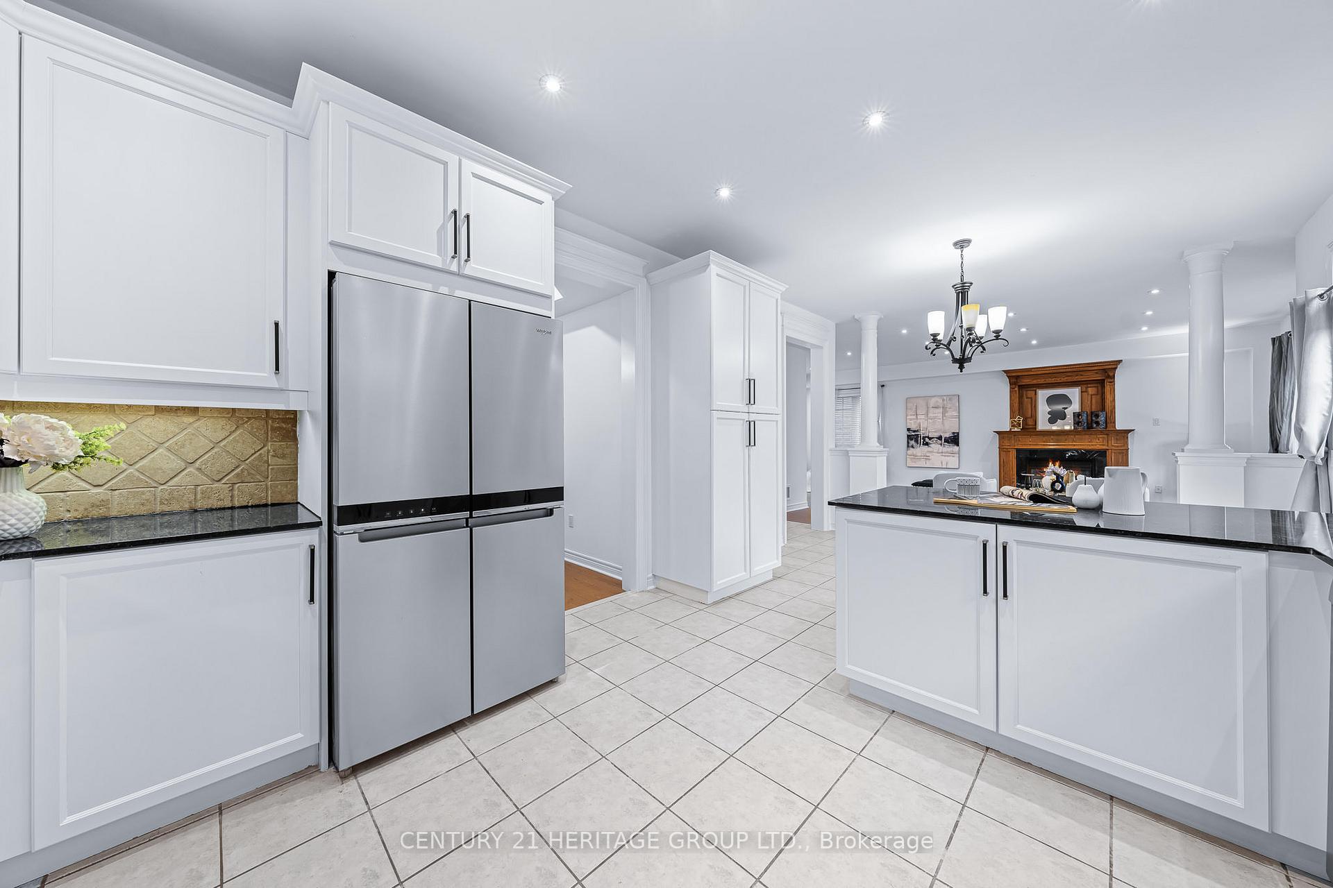 Photo 7 of 229 Willis Drive, Aurora, Aurora Highlands — HOMEH