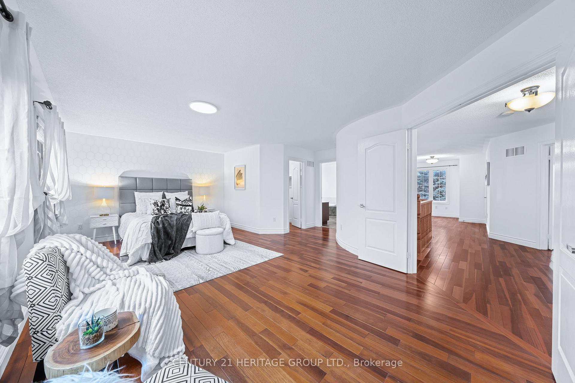 Photo 11 of 229 Willis Drive, Aurora, Aurora Highlands — HOMEH