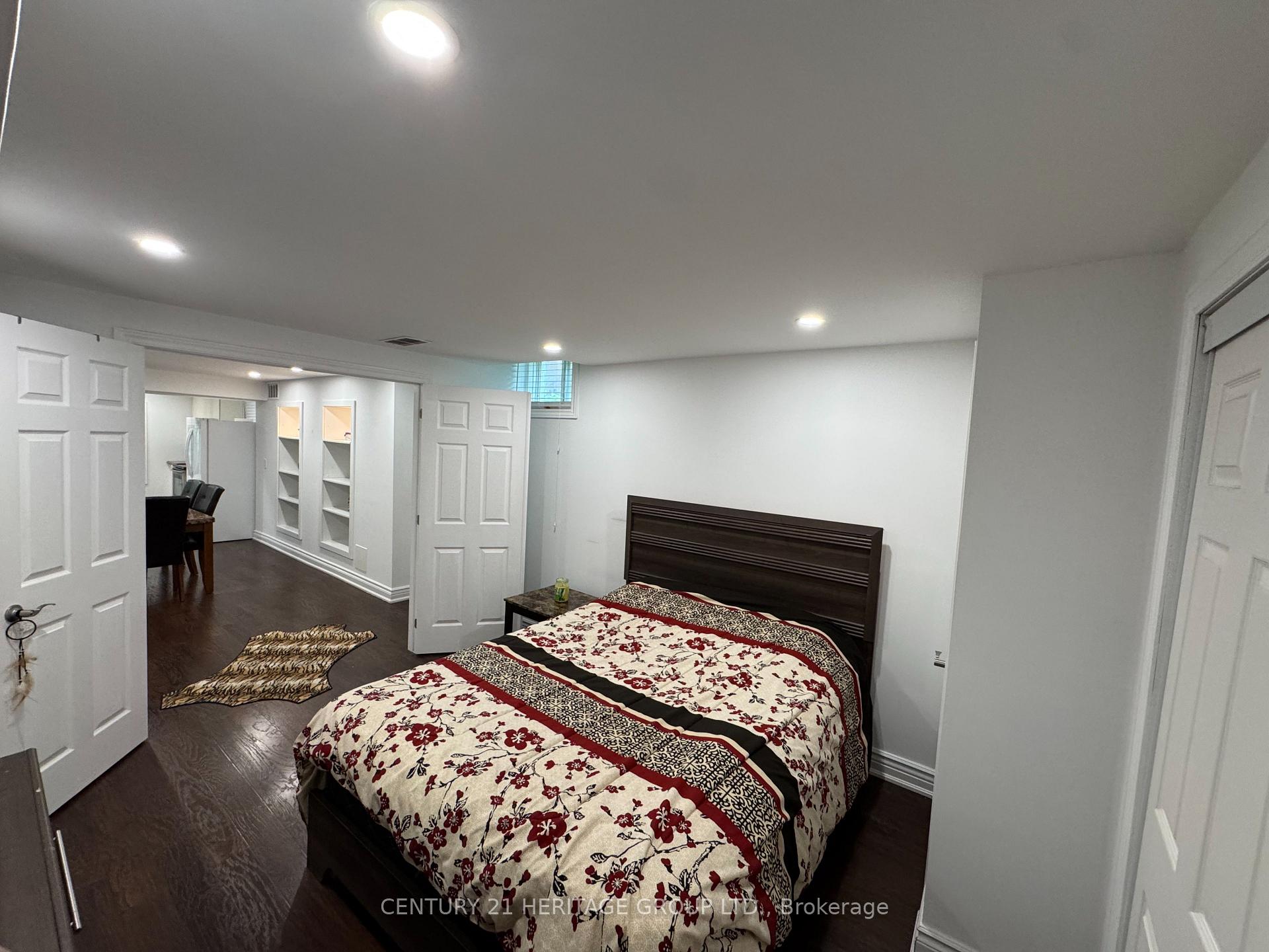 Photo 23 of 229 Willis Drive, Aurora, Aurora Highlands — HOMEH