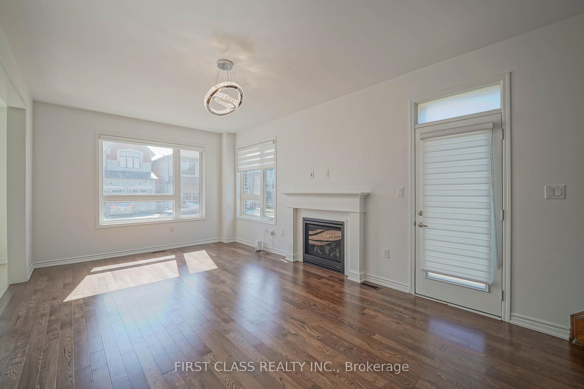 Photo 8 of 1475 mockingbird Square, Pickering, Rural Pickering — HOMEH