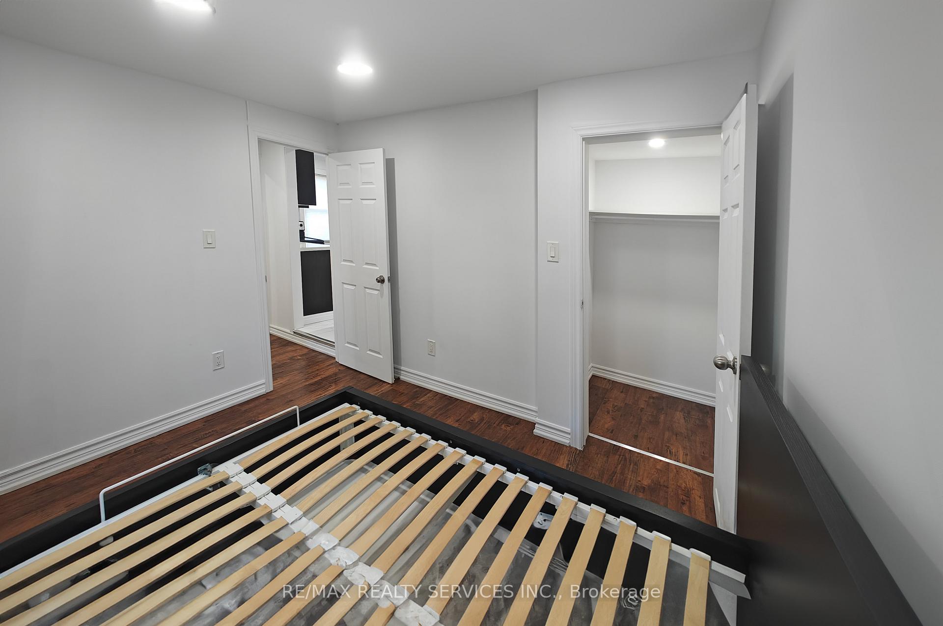 Photo 14 of 764 Caron Avenue, Windsor — HOMEH