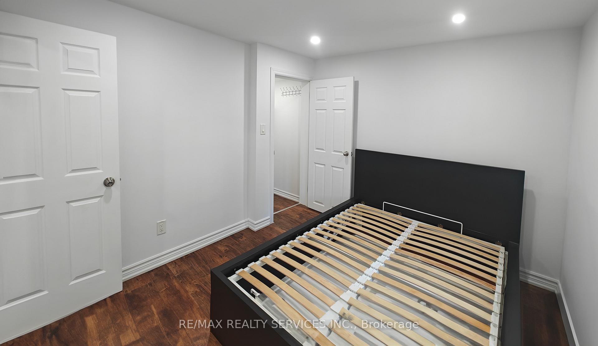 Photo 10 of 764 Caron Avenue, Windsor — HOMEH