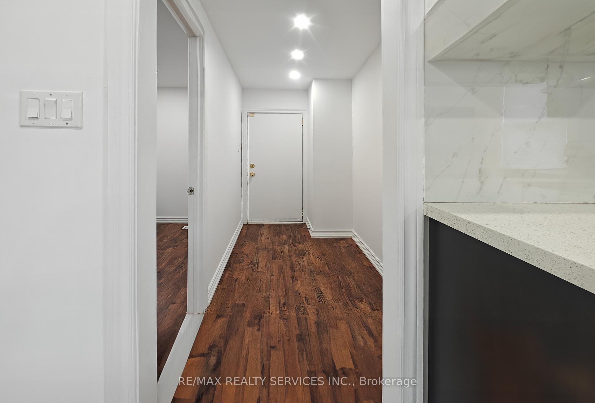 Photo 16 of 764 Caron Avenue, Windsor — HOMEH
