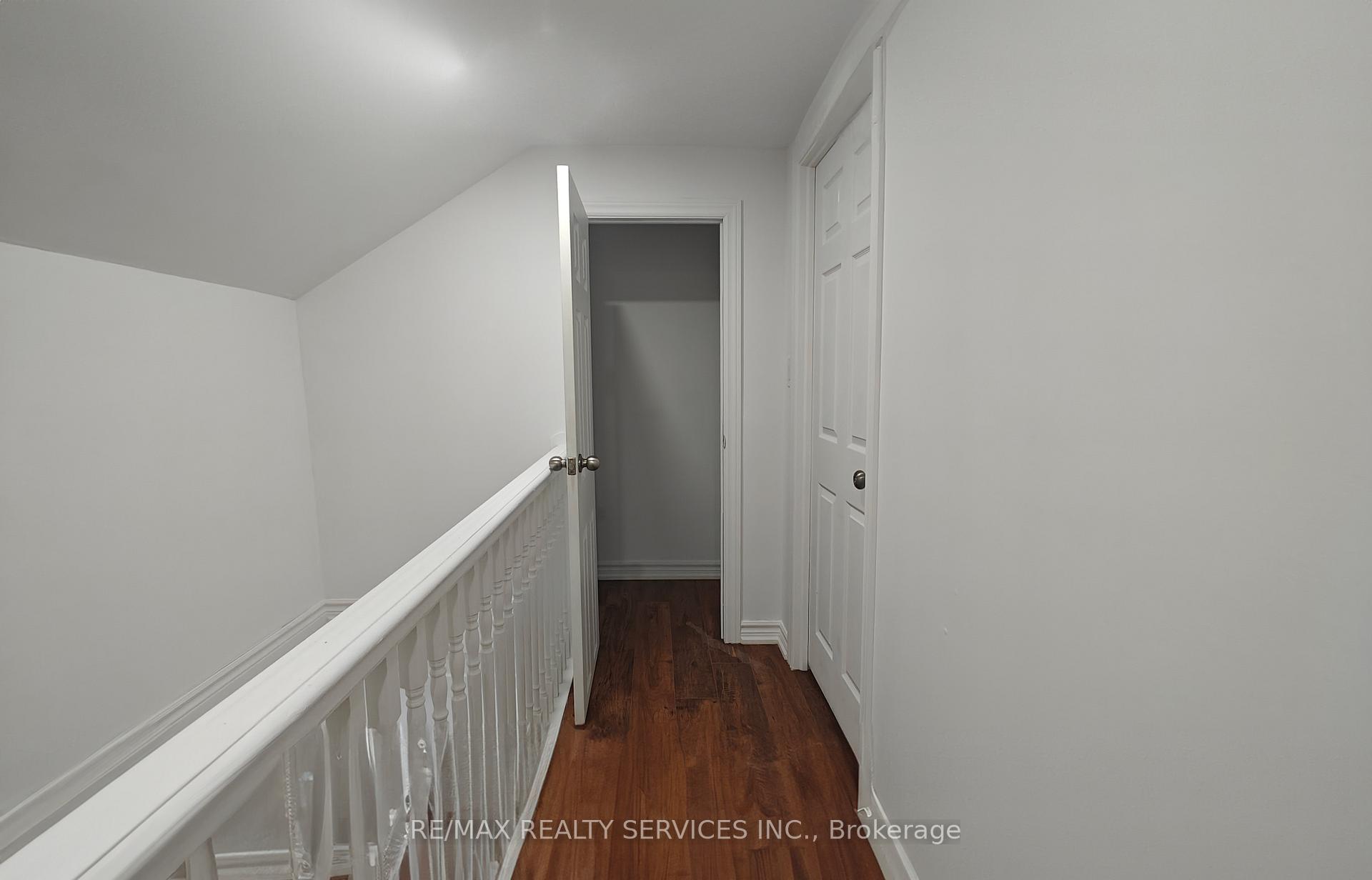 Photo 13 of 764 Caron Avenue, Windsor — HOMEH