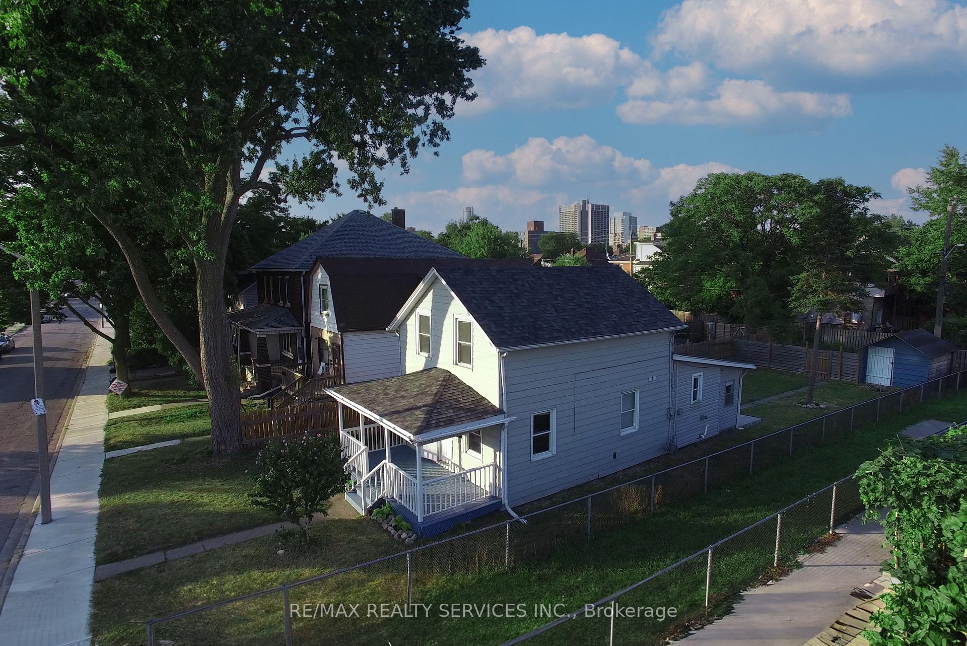 Photo 36 of 764 Caron Avenue, Windsor — HOMEH
