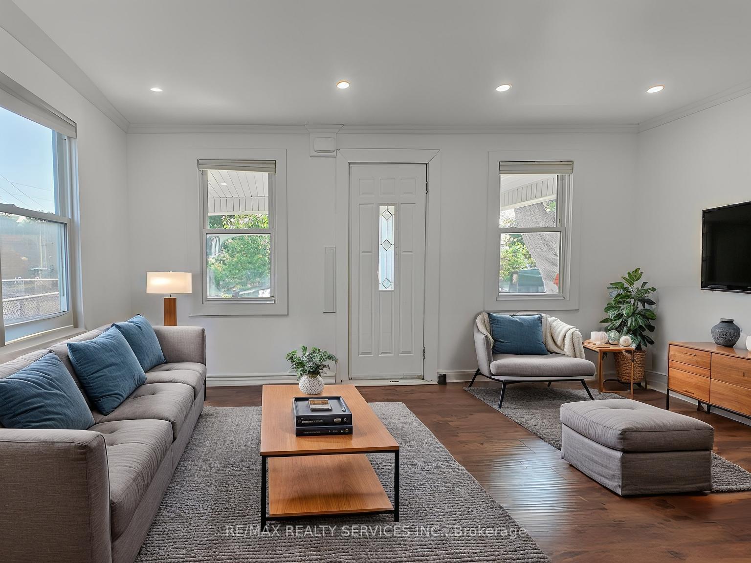 Photo 43 of 764 Caron Avenue, Windsor — HOMEH